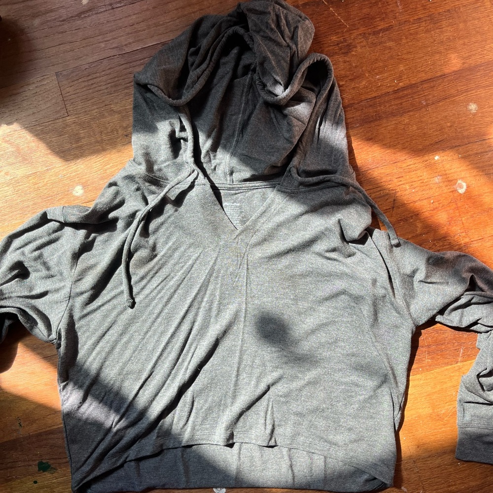 MeUndies Cropped Grey Hoodie